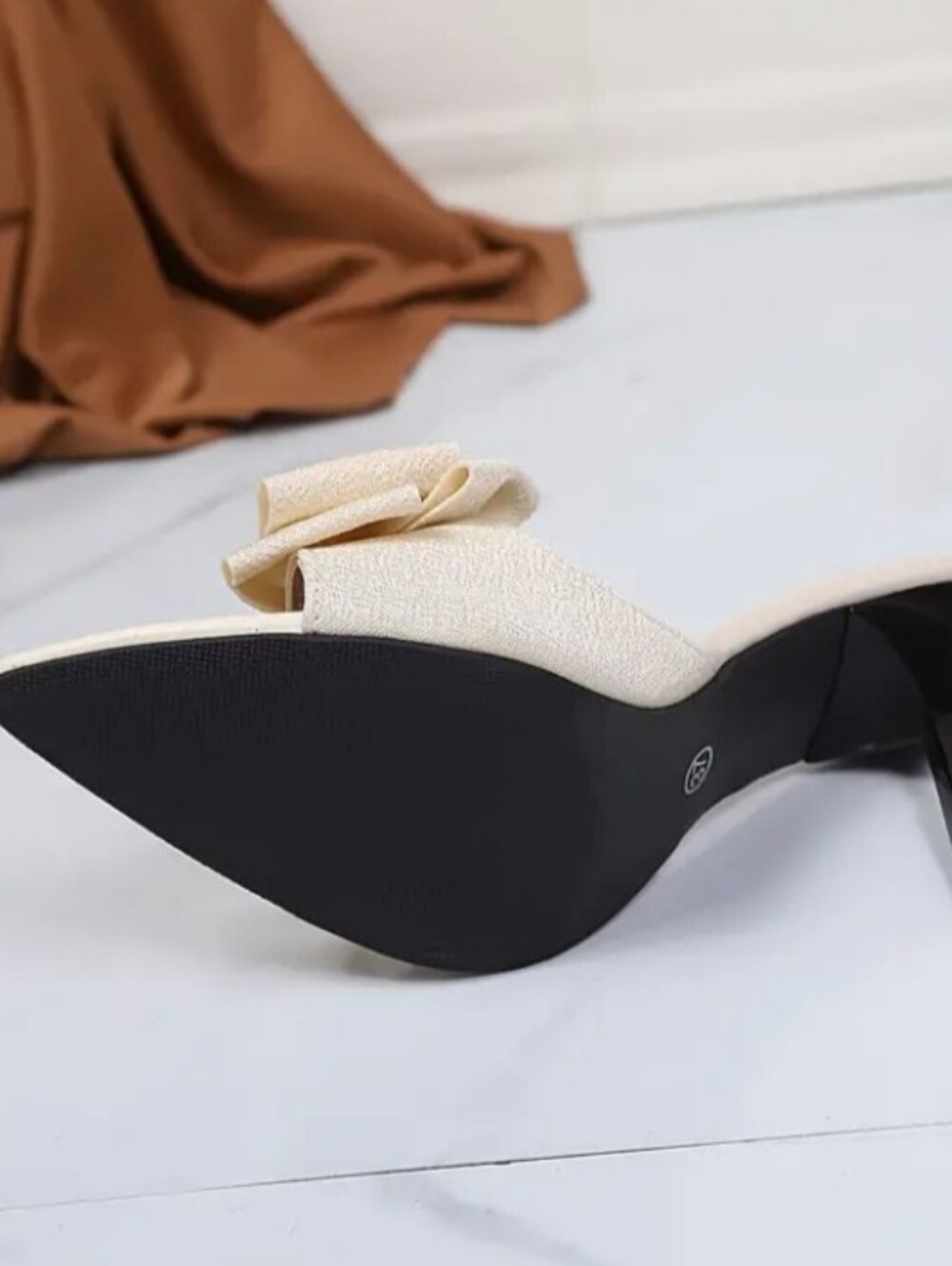 Women's Fashion High Heel Slippers with Three-Dimensional Bow Decoration - Picture 2 of 6